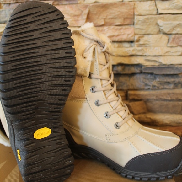 UGG ADIRONDACK II WATERPROOF WINTER BOOTS - Picture 6 of 6